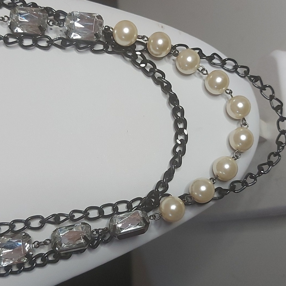 Vintage Avon Mixed Necklace - Picture 4 of 6